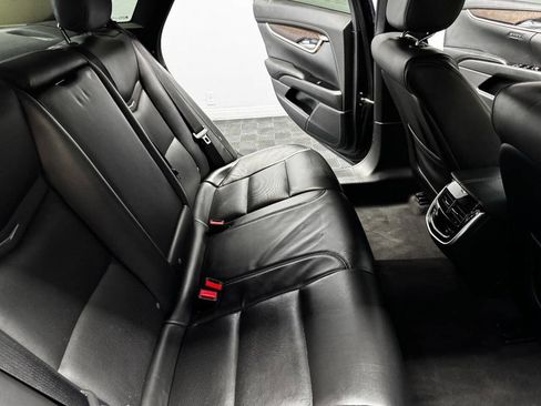 Used 2018 Cadillac XTS Luxury FWD image 43