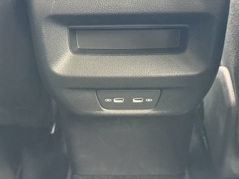 Used 2025 Volkswagen Tiguan S image 24