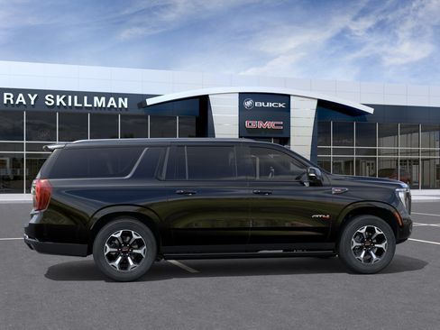 New 2026 GMC Yukon XL AT4 Ultimate AWD/4WD image 5