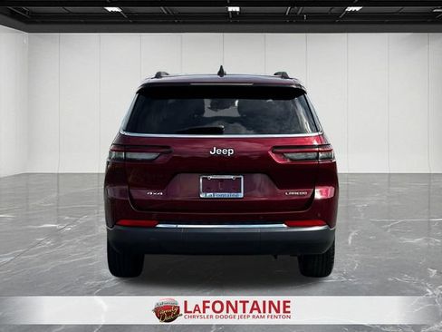 Used 2023 Jeep Grand Cherokee L Laredo w/ Luxury Tech Group I AWD/4WD image 4