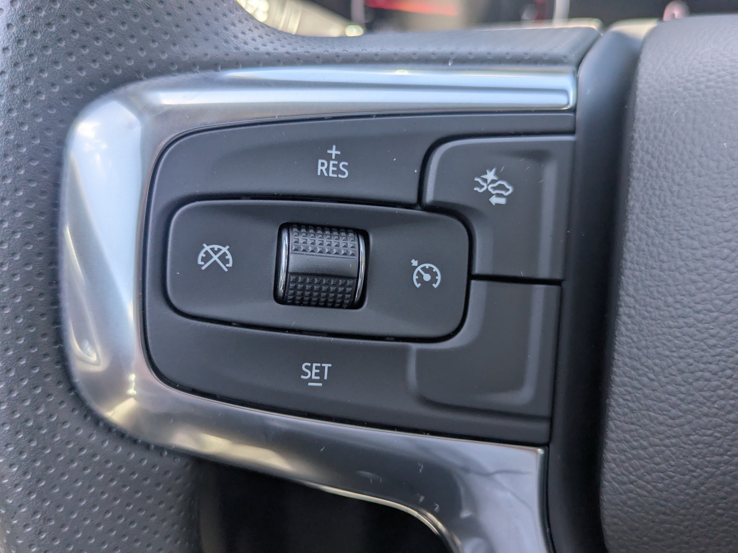 New 2026 Chevrolet Blazer LT w/ Convenience Package FWD image 24
