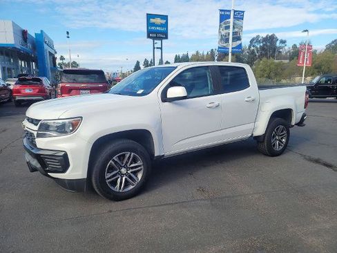 Used 2022 Chevrolet Colorado W/T w/ Custom Special Edition image 4