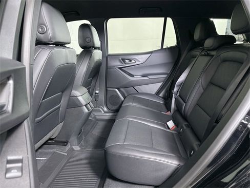 New 2026 Chevrolet Equinox LT w/ Convenience Package II image 25