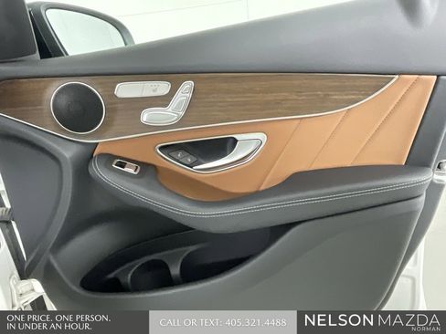 Used 2022 Mercedes-Benz GLC 300 4MATIC image 16