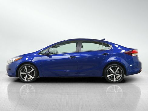 Used 2017 Kia Forte EX w/ EX Premium Plus Package FWD image 2