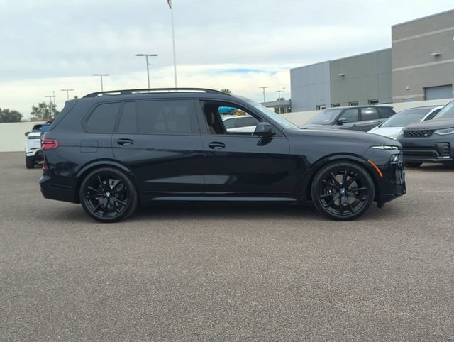 Used 2026 BMW X7 xDrive40i w/ M Sport Package AWD/4WD image 5