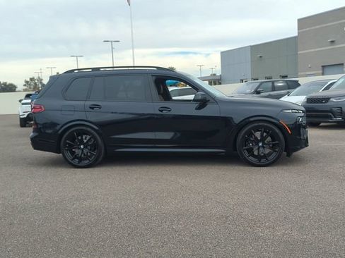 Used 2026 BMW X7 xDrive40i w/ M Sport Package AWD/4WD image 5