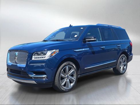 Used 2019 Lincoln Navigator Reserve AWD/4WD image 7
