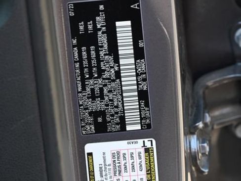 Used 2023 Lexus RX 350 Premium w/ Cold Area Package AWD/4WD image 12