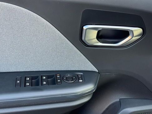 New 2025 Kia K4 EX image 16