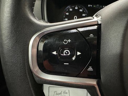 Used 2016 Volvo XC90 T5 Momentum image 16