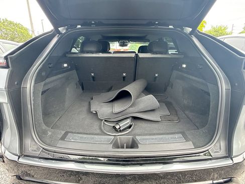 Used 2024 Cadillac Lyriq Tech RWD image 28