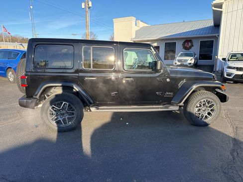New 2026 Jeep Wrangler Unlimited Sahara image 8