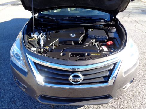 Used 2015 Nissan Altima 2.5 S w/ Sport Value Package image 24