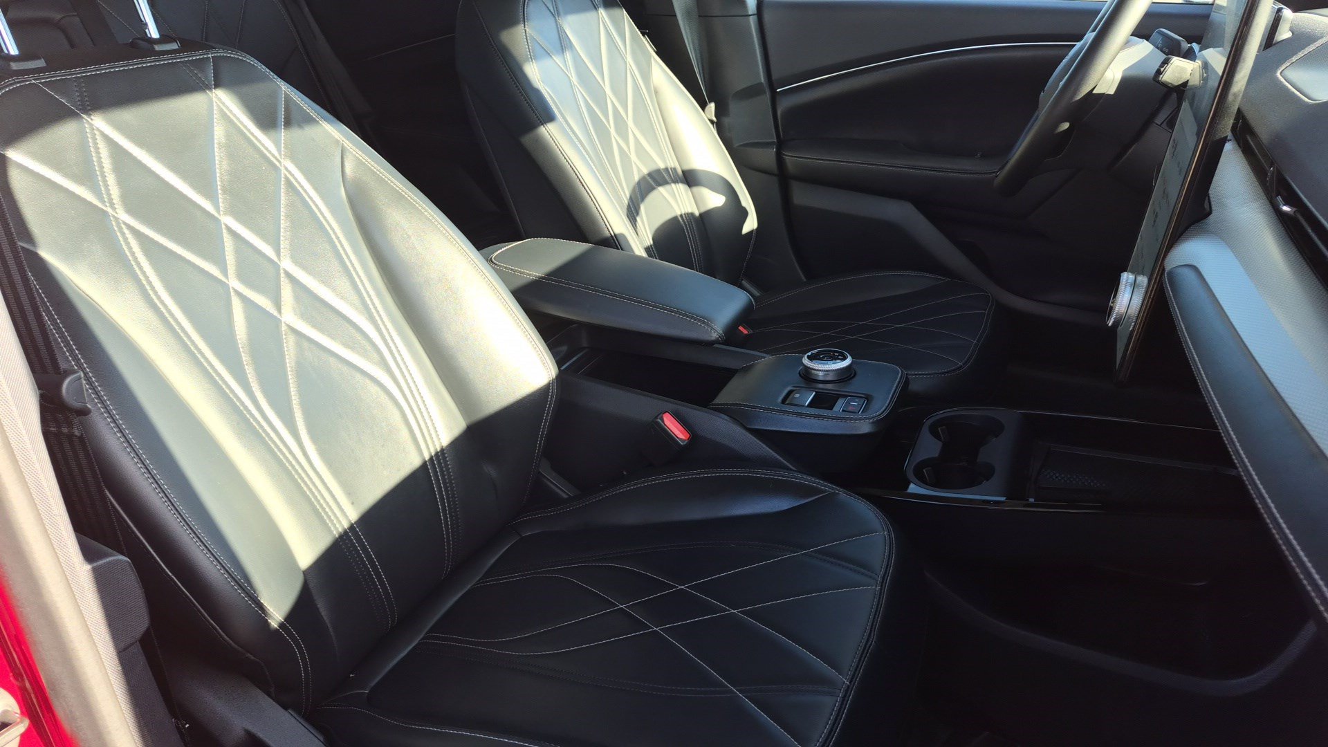 Used 2023 Ford Mustang Mach-E Select AWD/4WD image 33