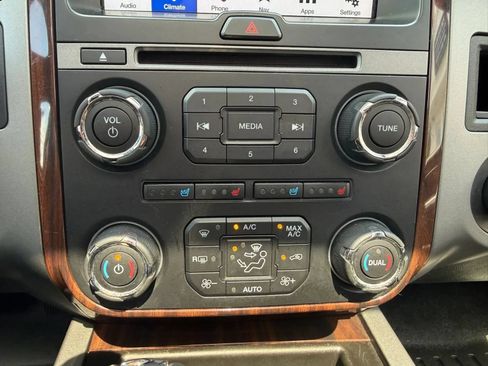 Used 2016 Ford Expedition EL Platinum AWD/4WD image 30