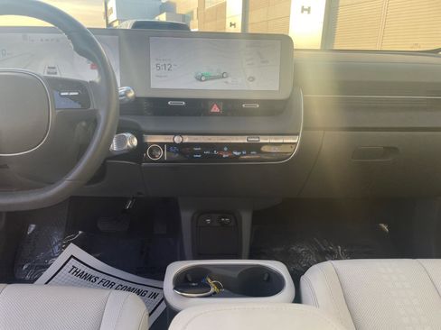 Used 2023 Hyundai Ioniq 5 Limited image 2