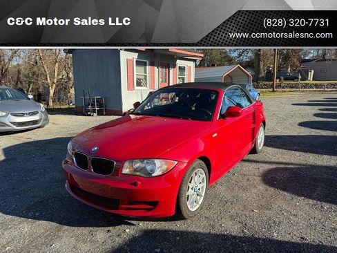 Used 2011 BMW 128i Convertible RWD image 1