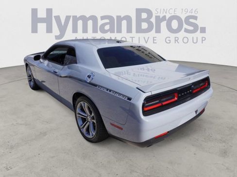 Used 2022 Dodge Challenger R/T image 7