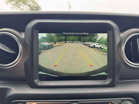Used 2023 Jeep Wrangler Unlimited Rubicon 4xe w/ Dual Top Group AWD/4WD image 30