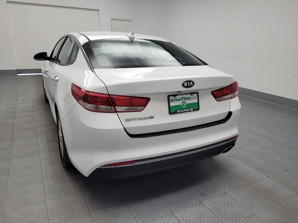 Used 2017 Kia Optima LX FWD image 6