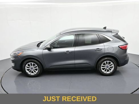 Used 2022 Ford Escape SE w/ Convenience Package FWD image 16