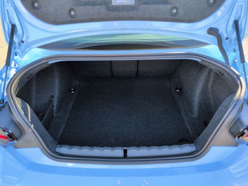 Used 2025 BMW M2 w/ Lighting Package image 31