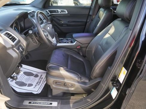 Used 2015 Ford Explorer Sport w/ Equipment Group 401A image 9