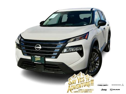 Used 2024 Nissan Rogue S AWD/4WD image 1