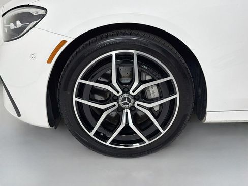 Used 2023 Mercedes-Benz E 350 4MATIC Sedan image 32