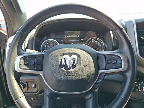 Used 2022 RAM 1500 Big Horn w/ Night Edition AWD/4WD image 18
