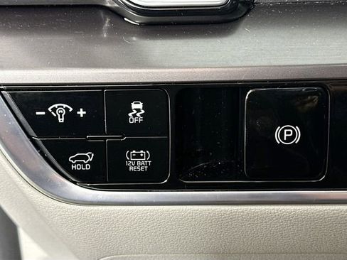 Used 2023 Kia Sportage EX w/ EX Premium Package image 22