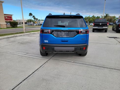 New 2026 Jeep Cherokee Overland image 4