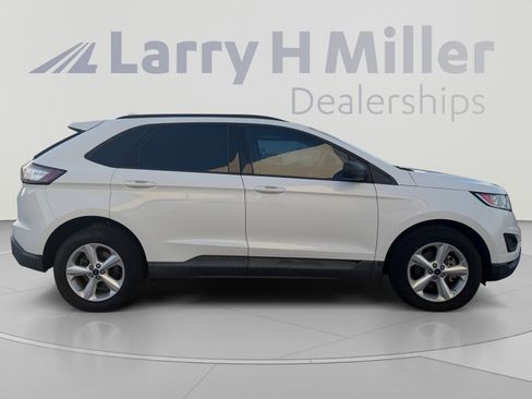 Used 2017 Ford Edge SE FWD image 6