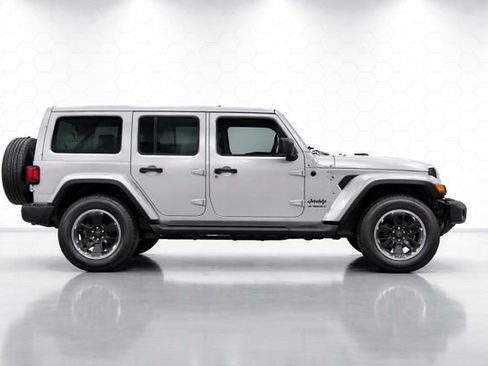 Used 2021 Jeep Wrangler Unlimited Sahara image 1