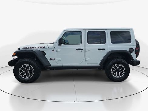 Used 2025 Jeep Wrangler Unlimited Rubicon AWD/4WD image 10