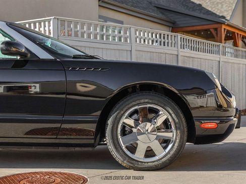 Used 2002 Ford Thunderbird Deluxe image 11