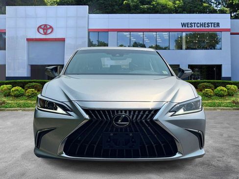 Used 2022 Lexus ES 350 w/ Premium Package FWD image 2