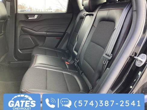 Used 2025 Ford Escape ST-Line image 16