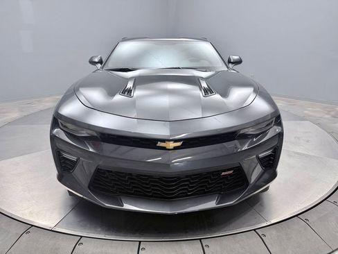 Used 2017 Chevrolet Camaro SS image 2