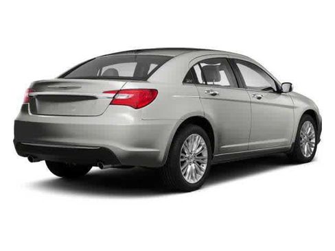 Used 2013 Chrysler 200 Touring w/ S Exterior Appearance Pkg image 2