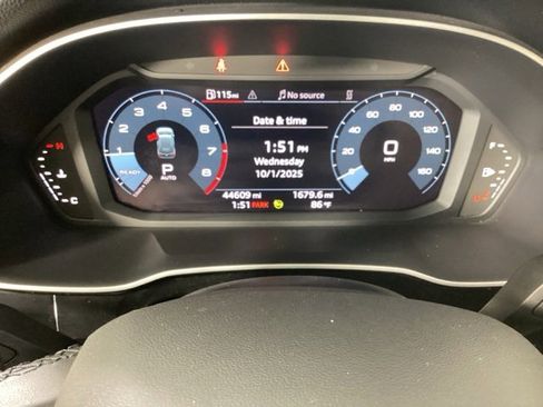 Certified 2022 Audi Q3 2.0T Premium Plus w/ Premium Plus Package image 30