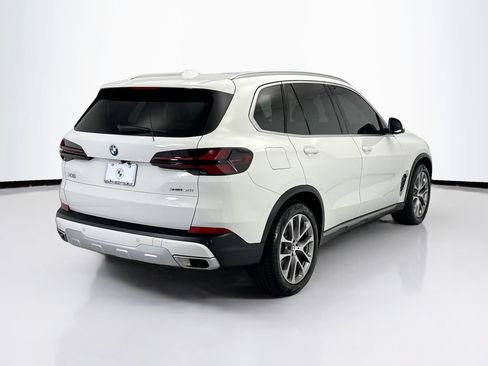 Used 2024 BMW X5 xDrive40i w/ Premium Package AWD/4WD image 5