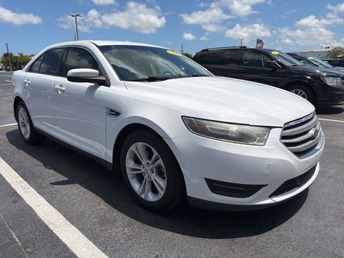 Used 2015 Ford Taurus SEL w/ Equipment Group 201A FWD image 1
