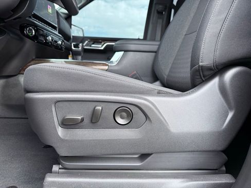 Used 2026 GMC Sierra 1500 Elevation w/ Preferred Package image 10