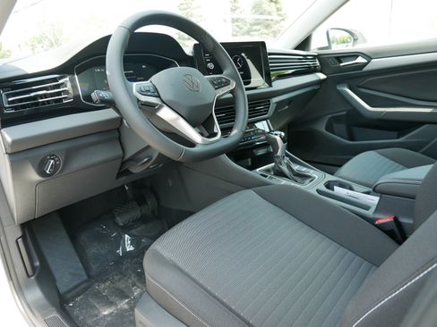 New 2025 Volkswagen Jetta S image 4