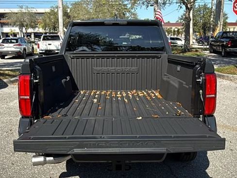 Used 2025 Toyota Tacoma SR5 image 7