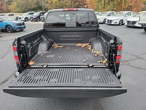 Used 2026 Nissan Frontier SV w/ Tow Package image 4