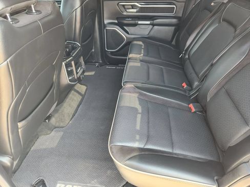 Used 2020 RAM 1500 Laramie w/ Sport Appearance Package AWD/4WD image 28