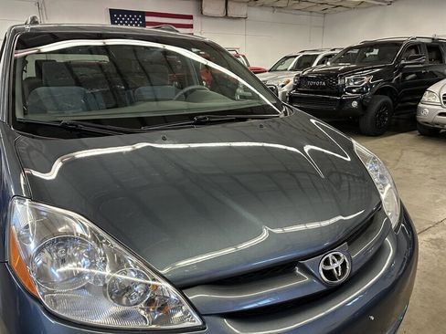 Used 2007 Toyota Sienna LE image 34